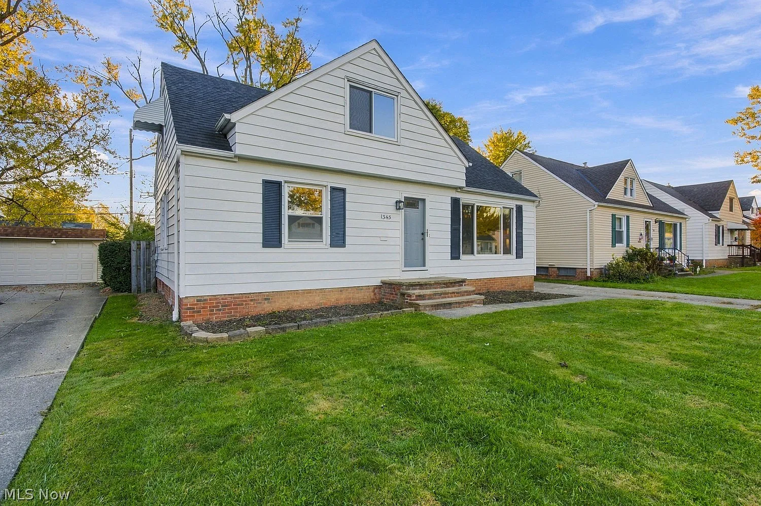 3 bed, 1.0 bath, 1746 sqft, $1,900 — Photo 2
