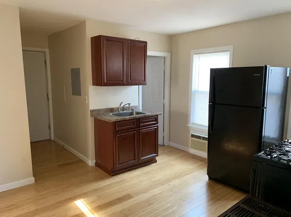 (undisclosed Address), Worcester, MA 01610