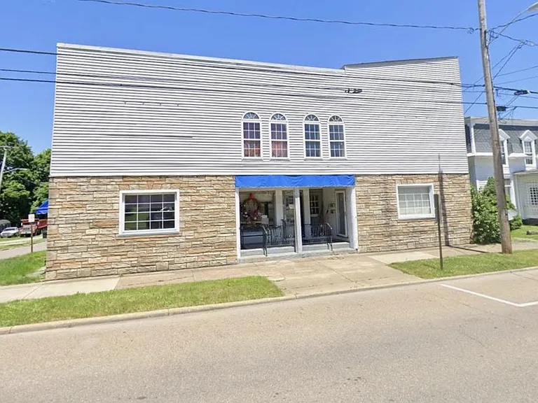 68 W Main St — Photo 1