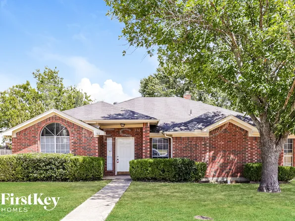 912 Winterbury Ct, Desoto, TX 75115
