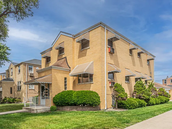 2001 N 73rd Ct, Elmwood Park, IL 60707