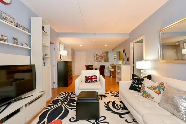 Sold by Ann Ferguson, LLC | media 1