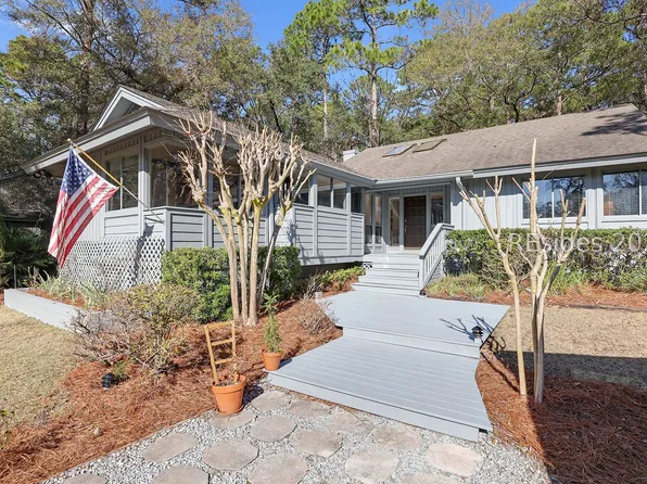 19 Newhall Rd, Hilton Head Island, SC 29928