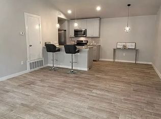 9404 Menchaca Rd, Austin, TX 78748