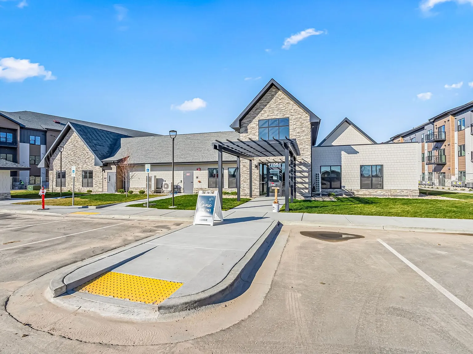 Asher Apartments - LIMITED-TIME OFFER 8 WEEKS FREE! — Photo 1