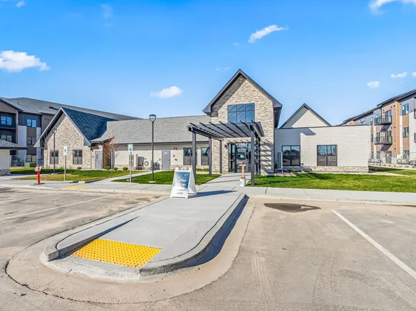 Asher Apartments - LIMITED-TIME OFFER 8 WEEKS FREE!