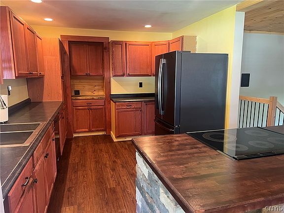 4th image of 8804 Wheelock Dr