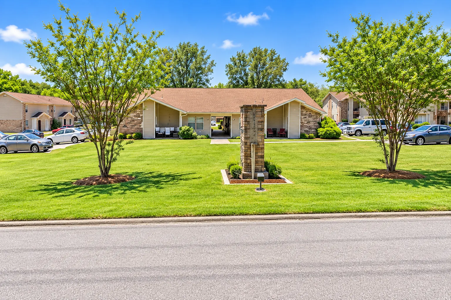 Spencer Trace Apartments — Photo 3