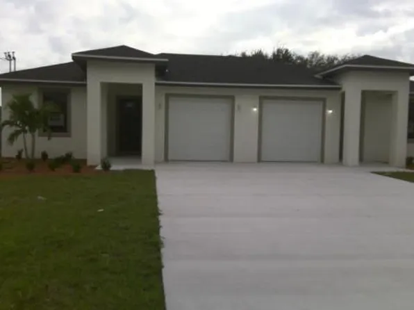 136-138 Pullman ST, LEHIGH ACRES, FL 33974