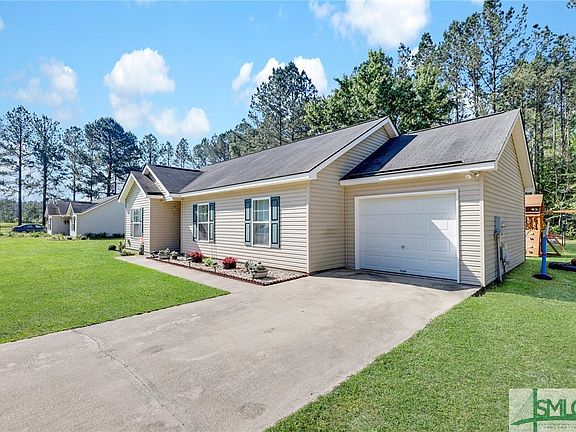 3rd image of 203 Barrister Drive