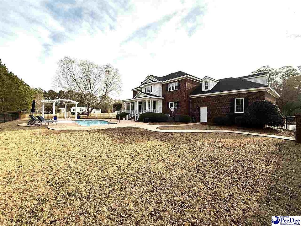 2nd image of 507 Myrtle Wood Ln