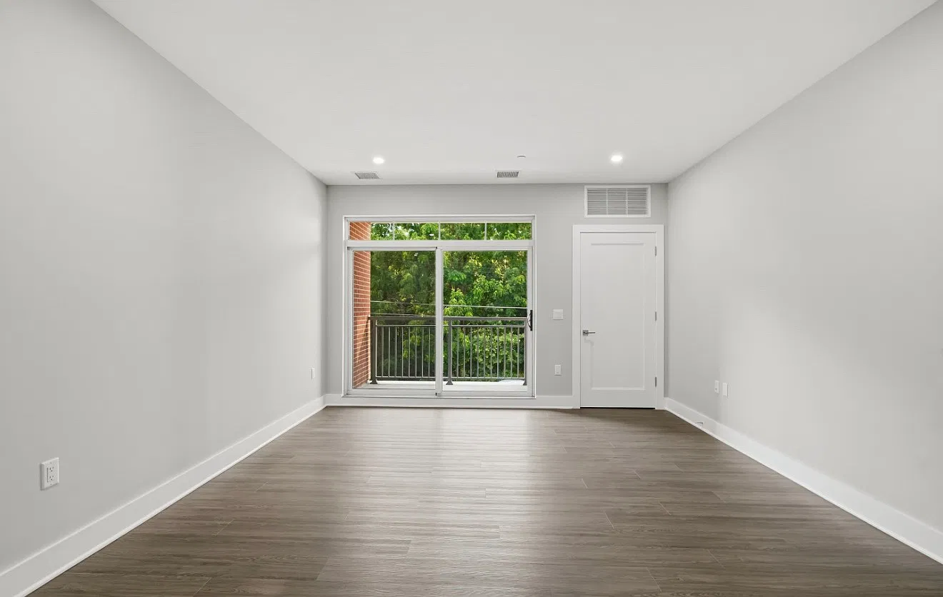 2 bed, 2100 sqft, $3,100 — Photo 2