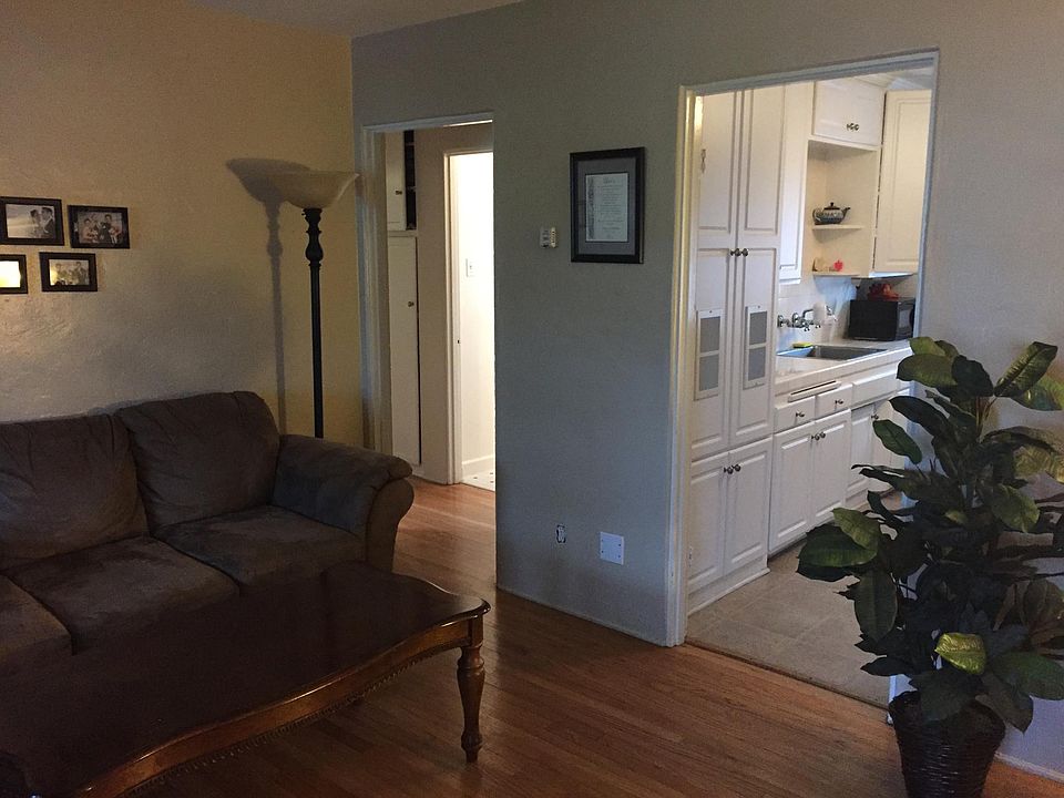 2nd image of 1107 4th St