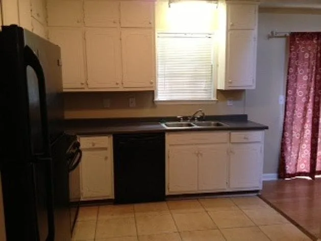 10234 Hamilton Gln — Photo 3
