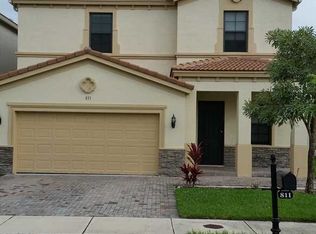 811 NE 193rd Ter, Miami, FL 33179
