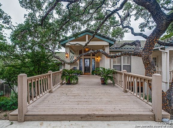 4th image of 29367 Grand Coteau Dr