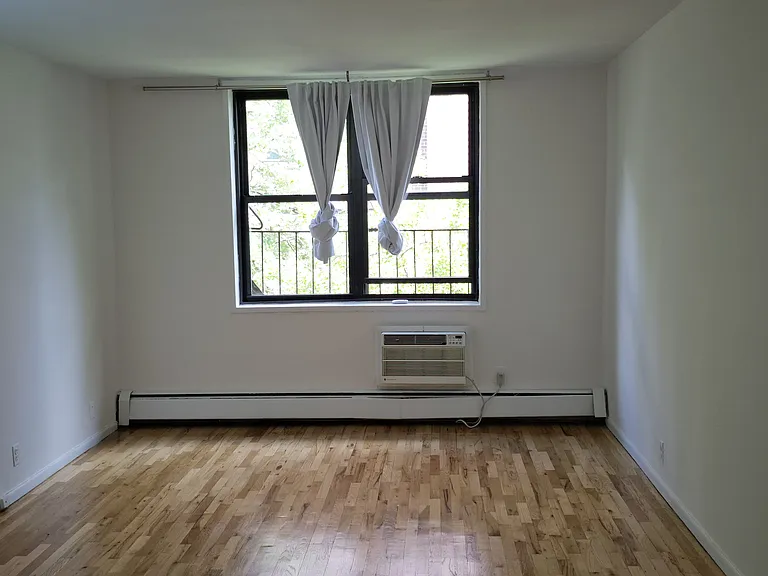 229 E 29th St #5K — Photo 22