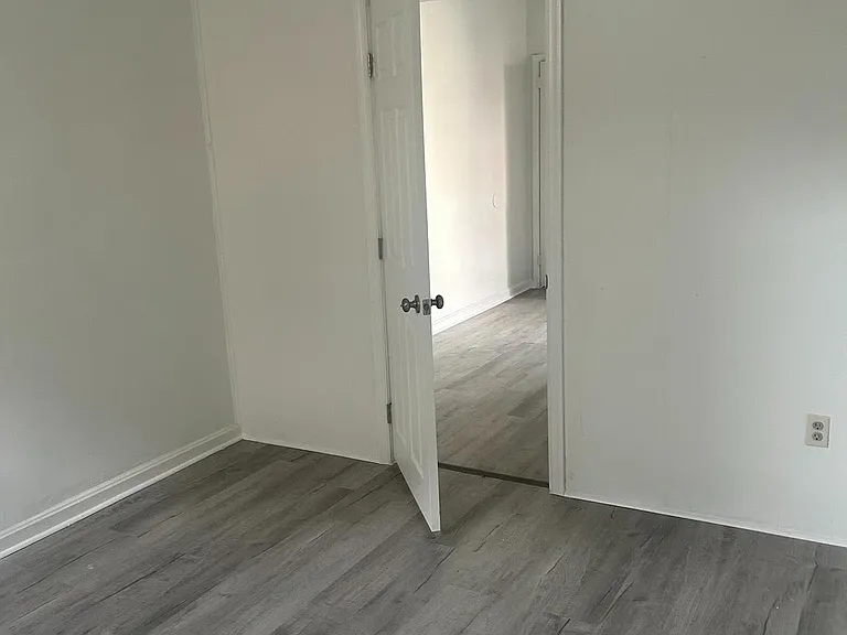 1550 Ruan St #1 — Photo 3