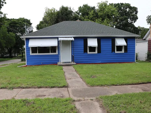 1149 Fairview Ave, Rockford, IL 61101