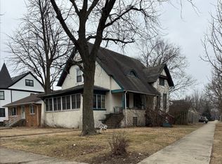 42 7th Ave, La Grange, IL 60525