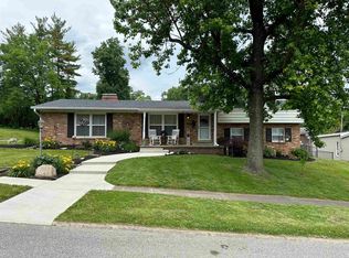 908 Ranch Rd, Connersville, IN 47331