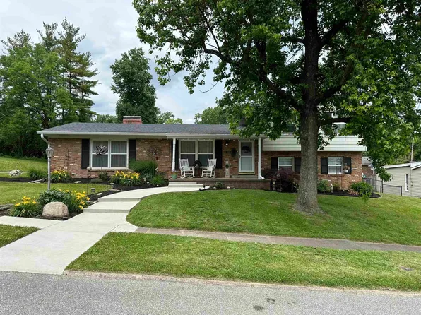 908 Ranch Rd, Connersville, IN 47331