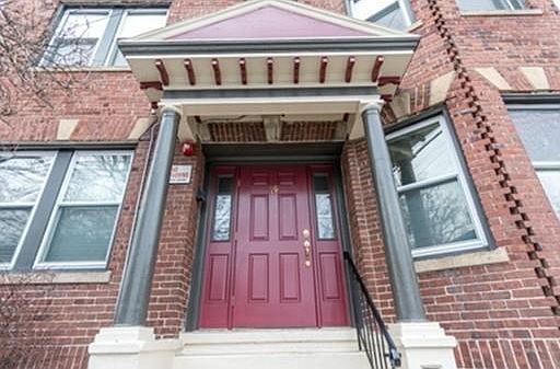 2nd image of 19 Harbor St Unit 6