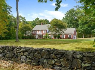 629 George Hill Rd, Lancaster, MA 01523