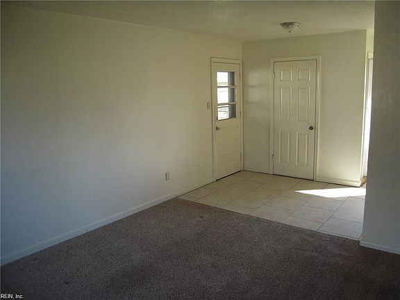 2nd image of 3525 Melinda Pl