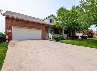 801 Gardenstone Cir, Tallmadge, OH 44278