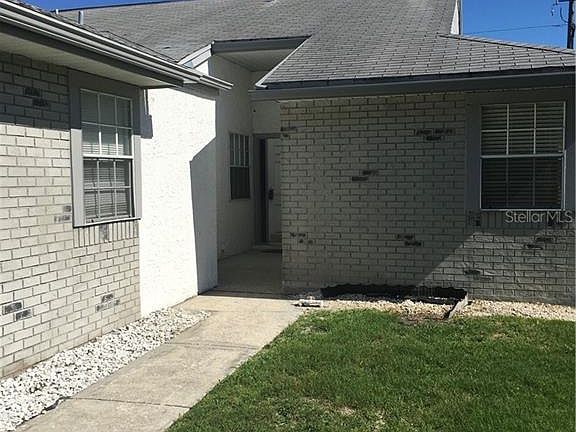 2nd image of 3331 Hibiscus Dr