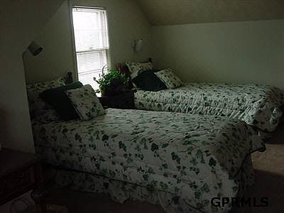 5th image of 821 S 67th Ave