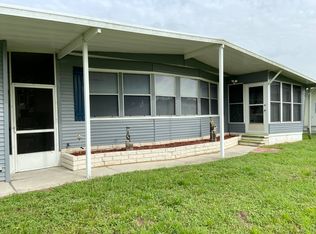 300 Colony Dr N, Ellenton, FL 34222