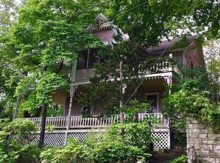 10 Magnolia St, Eureka Springs, AR 72632