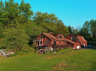30 Saddle Lake Rd, Tunkhannock, PA 18657