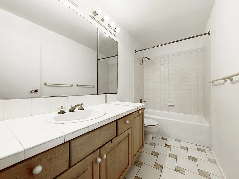 3731 Kanaina Ave #237 — Photo 9