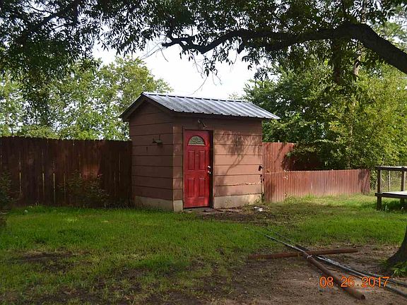 5th image of 305 S Fernwood Ave