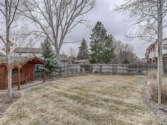 3rd image of 2166 Westlake Dr