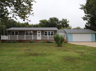 927 Fields Rd, Dansville, MI 48819