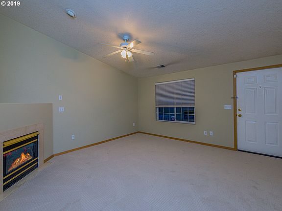 3rd image of 2112 NE 78th Ave