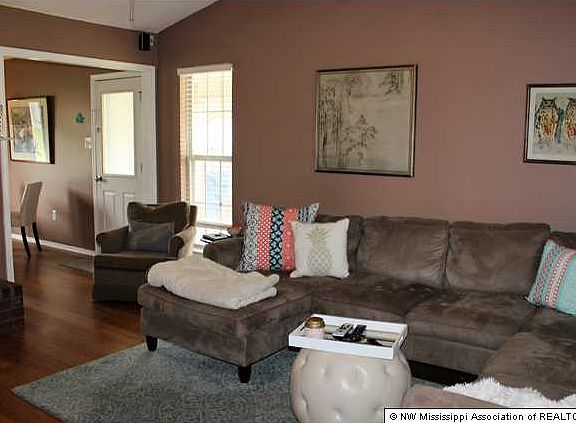 4th image of 6268 Cambridge Dr