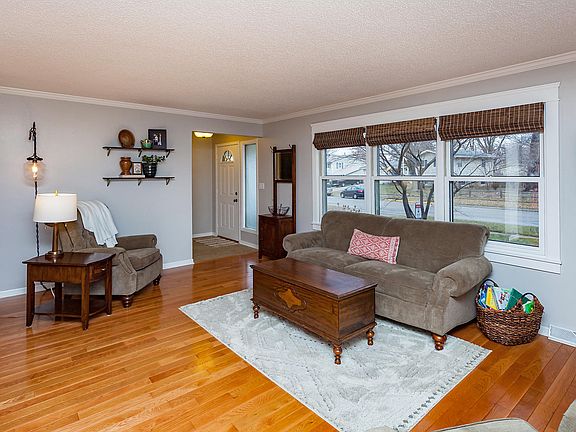 4th image of 1418 Arthur Dr
