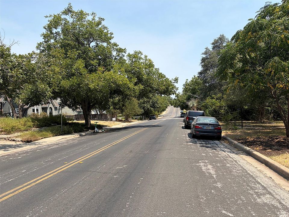 1st image of 2006 Travis Heights Blvd