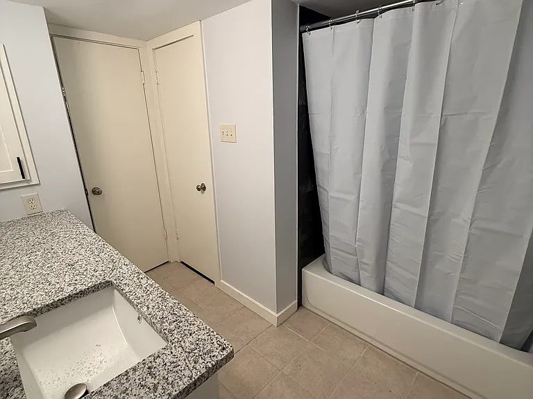 891 Dublin Dr #C — Photo 7
