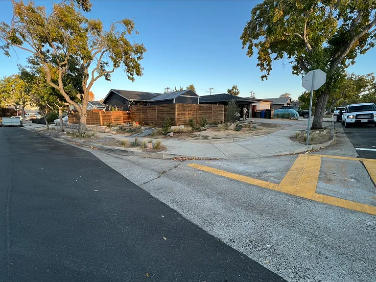 1464 Gulf St #A — Photo 18
