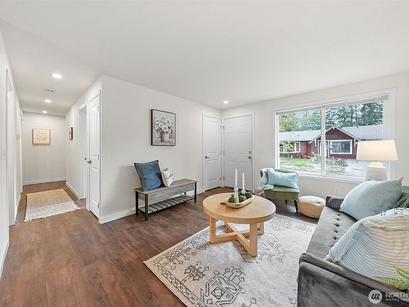 4th image of 19708 SE 261st Street
