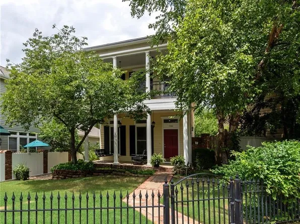 1560 E Amber Dr, Fayetteville, AR 72703