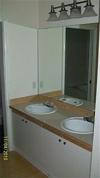4th image of 23000 Lakeside Blvd E #13-1