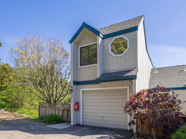 3518 Dover Dr, Santa Cruz, CA 95065