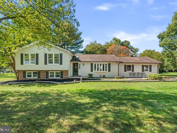 5004 Morning Star Dr, Dayton, MD 21036